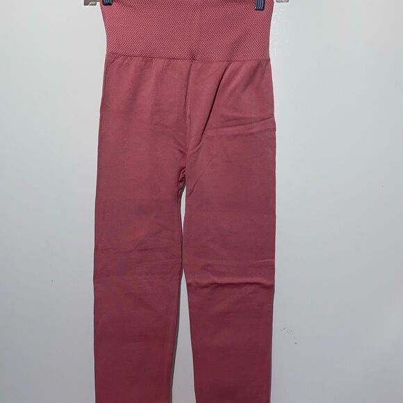 Leggings Depot Women's Mauve High Waisted Ankle Pull On Leggings One Size NWT - Picture 3 of 8